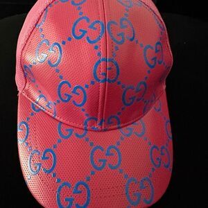 Brand new Gucci Pink and Blue Logo Cap gg all over